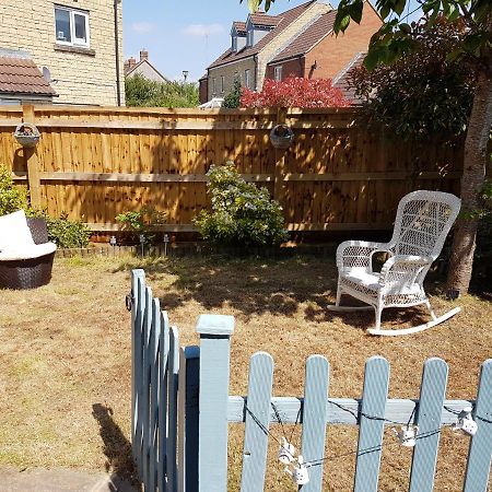 Siobhan's abode 2 Deluxe doubles n large single Swindon Extérieur photo